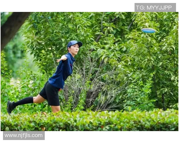 成都飞盘队耐力与技术的深度剖析与训练方法探讨